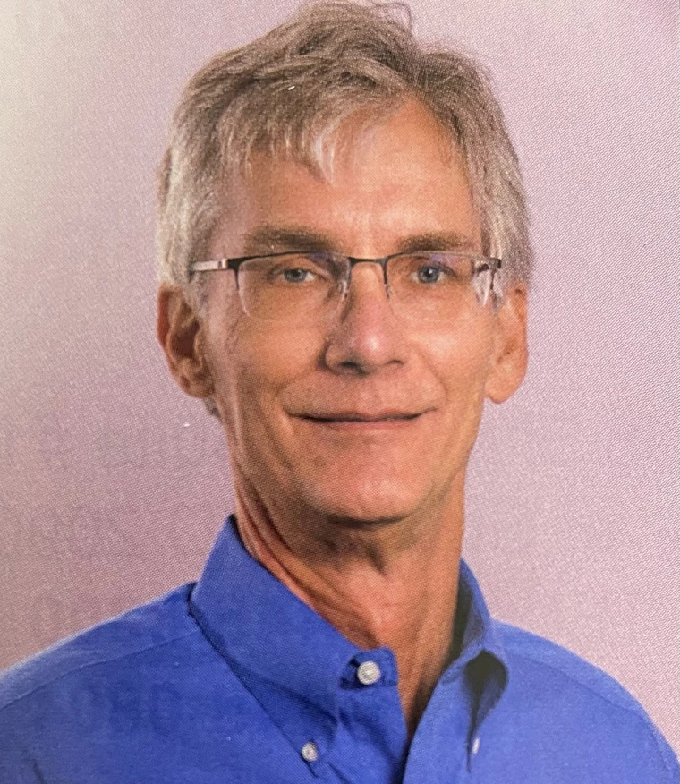 Dr Wayne Harris